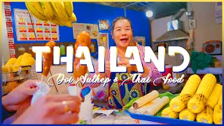 TRYING TRADITIONAL THAI FOOD AT DOI SUTHEP TEMPLE | Chiang Mai - Thailand | Travel Vlog