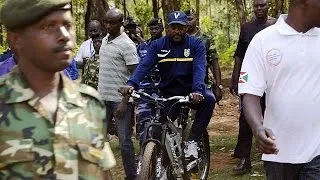 Burundi: Umstrittener Präsident sichert sich dritte Amtszeit