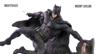 DC Movie Gallery Justice League Batman PVC Diorama Unboxing + 360