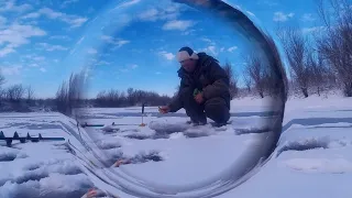 Лов рыбы на безмотыльные мормышки при высоком давлении первый лед нового сезона.