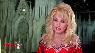 Christmas in Rockefeller Center (2016) - Dolly Parton & Tony Bennett Interview