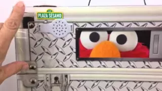 Tickle Me Elmo Sesame Street Spanish Espanol Version