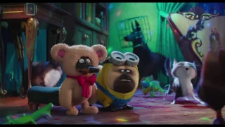 Leonard's Party - The Secret Life of Pets (2016)