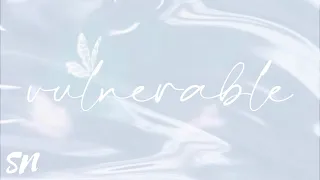 Sarah Nathalié - Vulnerable ft. J.R (Lyric Video)