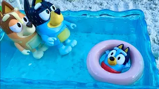 Baby Bluey - The Pool - Bluey toys pretend play