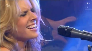 Lucie Silvas live "Nothing Else Matters" rare clip