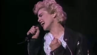 Madonna - Papa Don't Preach Live (Ciao Italia)