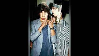 Mick Jagger and David Bowie as Larry stylinson