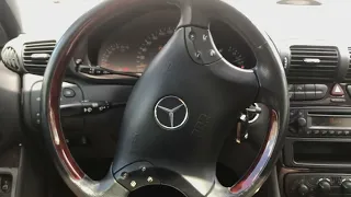 Mercedes C240 w203 как сделать замер масла в моторе .