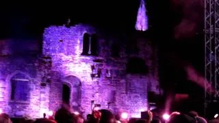 Kaiser Chiefs - Starts With Nothing - Kirkstall Abbey, Leeds - 11/09/2011