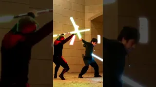 EPIC LIGHTSABER DUEL | 11 seconds | DUAL STAFF VS DUAL WIELD