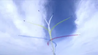 PLA's Bayi aerobatic team gives thrilling performance at Changchun Airshow