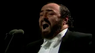 Pavarotti Una Furtiva Lagrima in Andrea Griminelli e Luciano Pavarotti Palatrussardi di Milano 1990