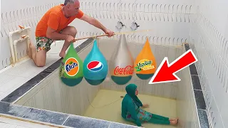 Prank!! İn The Pool, Balloon in Coca cola, Fanta, Sprite And Yedigün JOKE