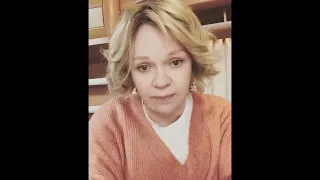 Елена Валюшкина - История про бабушку "К ней начал приставать чиновник..."