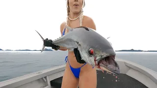 Fish Fight 1: Fish Huntress Amy vs Tuna