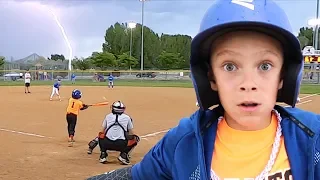 ⚾️LIGHTNING STRIKES FIELD at Baseball Game ⚾️ Giants vs Rangers