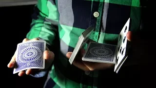 ЭФФЕКТНЫЙ БРОСОК КАРТЫ В КОЛОДУ ОБУЧЕНИЕ // КАК СТРЕЛЯТЬ КАРТАМИ // CARDISTRY ОБУЧЕНИЕ