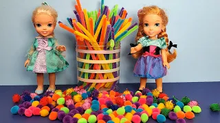 Making crafts at home ! Elsa and Anna toddlers