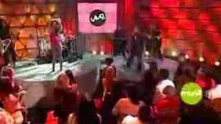 Nelly Furtado ft. Timbaland - Promiscous (Live on Mun2)