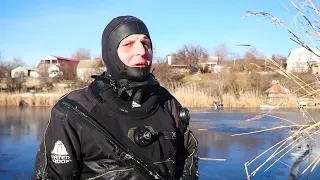 На землі і під водою запорізькі піротехніки убезпечують території для населення