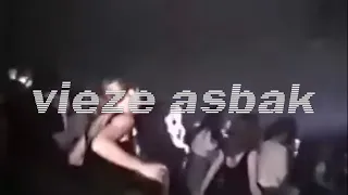 Vieze Asbak - Meet Her At The Love Parade (Bass Boosted)