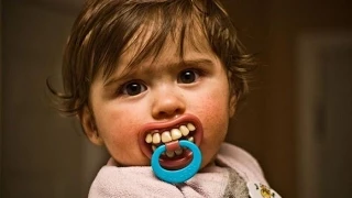 Смешные Дети и Соска- Пустышка!  / Ridiculous Children and Pacifier - the Baby's dummy!