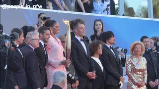 La flamme olympique sur le tapis rouge du Festival de Cannes avec Tony Estanguet - 21.05.24