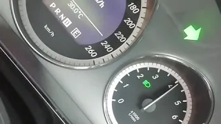 Mercedes Benz E200 ( 182kmph )