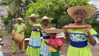 AGRUPACIÓN DEJANDO HUELLAS- A LA ORILLA DE LA MAR