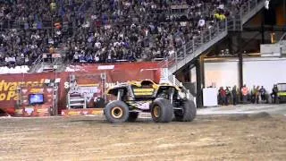 BEST FREESTYLE EVER Maximum Destruction Orlando 2012 INSANE **BEST VIEW** Monster Jam