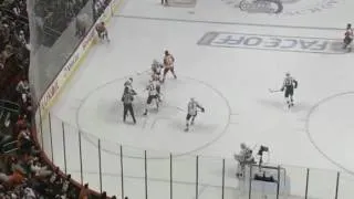 Danny Briere scores vs Penguins - 10-8-2009