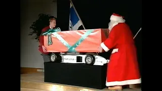 1990 December - Santa Claus & Mika Häkkinen unveil Lotus 103 scale model