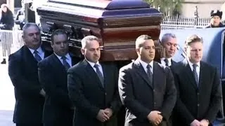 Philip Seymour Hoffman's casket arrives at funeral