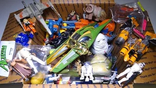 What's in the box: Random STAR WARS Toys!  Figures, Vehicles and more