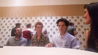 Interview with Cole Sprouse, KJ Apa & Luke Perry from Riverdale at Comic Con 2018