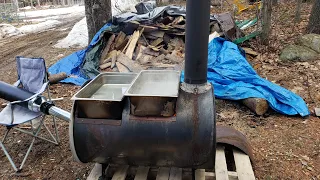 Making maple syrup at home with 55 gallon drum evaporator.