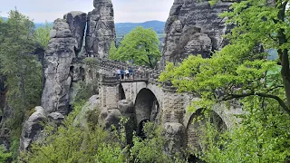 Саксонская Швейцария и Чешская Швейцария.