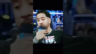 Jey Uso makes Roman Reigns break character 🤣