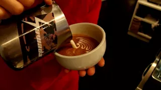 Latte art（12oz Triple rosetta ）by Yusuke Ota