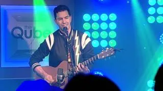 Andy Grammer - Chasing Cars (live bij Q)