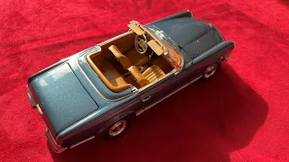 Mercedes-Benz 230 SL (W113) Pagode Unboxing 1963 Blue metallic Limited Edition 1000 pcs  1:18 Norev