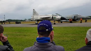 Saab viggen reverse thrust parking