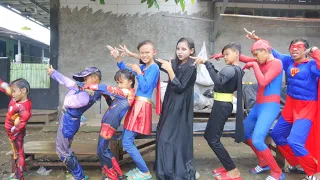 AWAS ADA SQUID GAME SATU KALI HALLOWEEN | PARODI LUCU JOGET TIKTOK VIRAL