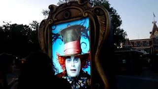 Johnny Depp Mad Hatter at Disneyland 2!