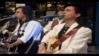 Chitãozinho e Xororó - Brincar De Ser Feliz {Ao Vivo No Domingão Do Faustão} (1994)