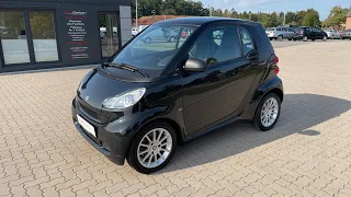 Smart fortwo coupe Micro Hybrid Drive aus 2. Hand in schwarz