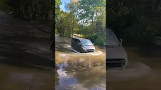 Ford Transit vs Water Splash in FLOOD