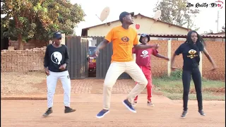 Best dance ever in Zimbabwe (they did it better than the other squad)