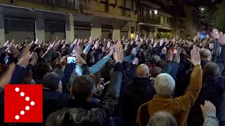 Sergio Ramelli, il momento del "presente": in un migliaio fanno il saluto romano in via Paladini